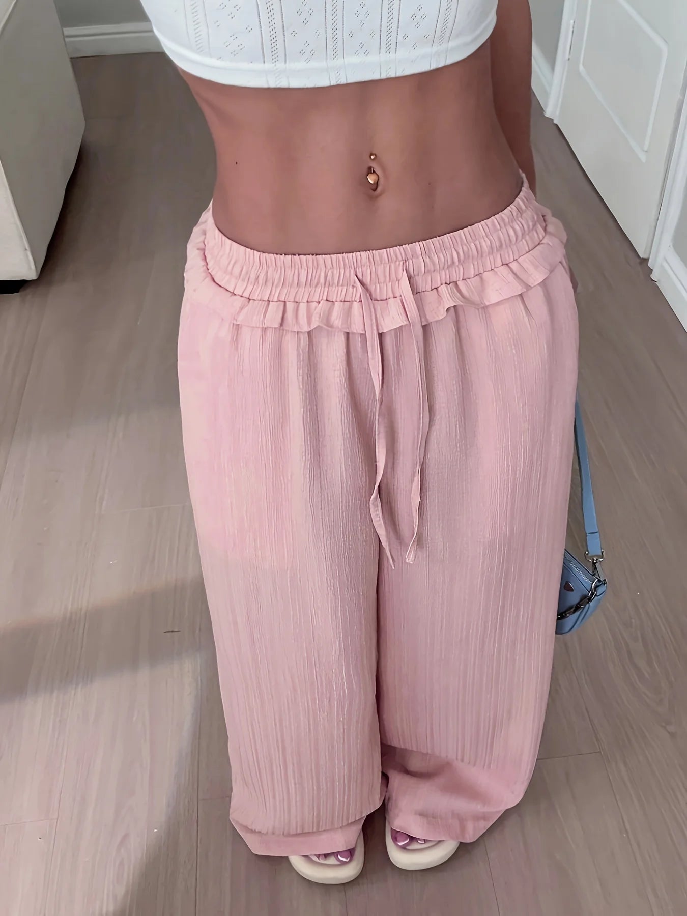 American casual, elegant, niche design, dopamine wearing, wide leg, loose and lazy style, wide leg pants, long pants